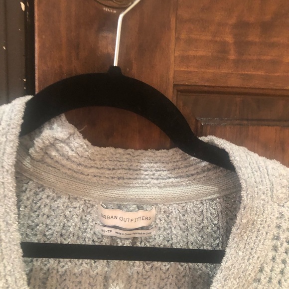 Urban Outfitters - Picture 6 of 6